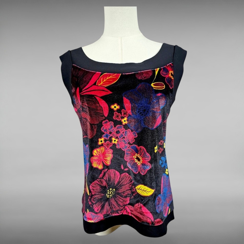 Chiara Boni La Petite Leisure Velvet Floral Tank Top Black Pink Made in Italy